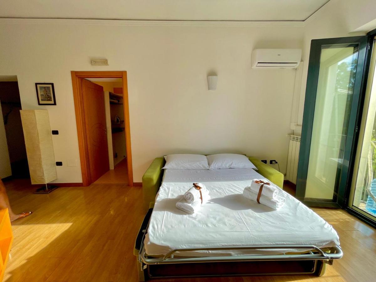 Maria Carolina Casavacanze Apartment Caserta Bagian luar foto